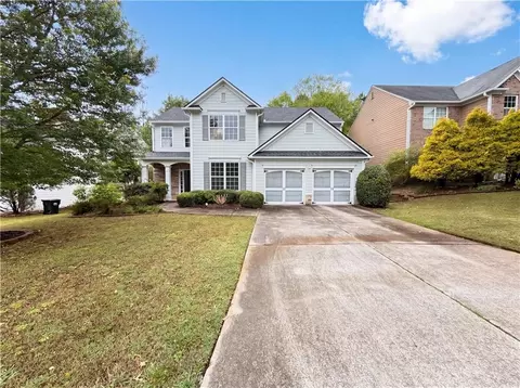 208 Autumn Trl, Acworth, GA 30102