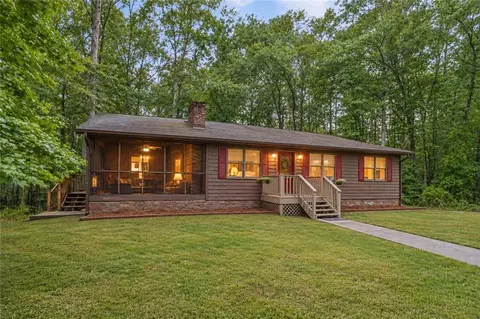 3661 Pennington Dr SE, Conyers, GA 30013