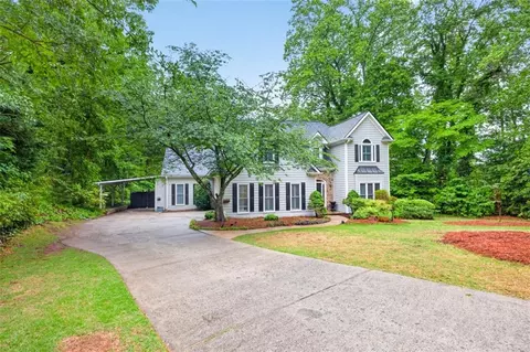 3520 Habersham Club Dr, Cumming, GA 30041