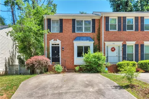 2775 Bentley Pl SE, Marietta, GA 30067
