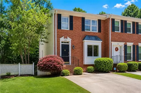 2775 Bentley Pl SE, Marietta, GA 30067