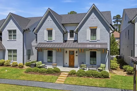 1822 Commons Cir, Atlanta, GA 30341