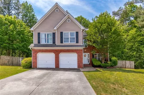 1800 Hazy Glen Ct NW, Acworth, GA 30102