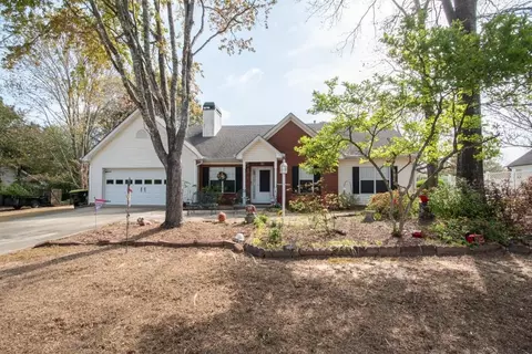 115 Oakview Trce, Fayetteville, GA 30215
