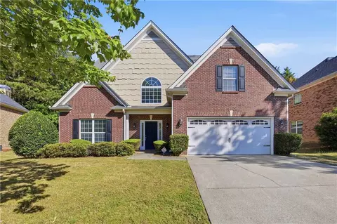 910 Park Knoll Ct, Lawrenceville, GA 30043
