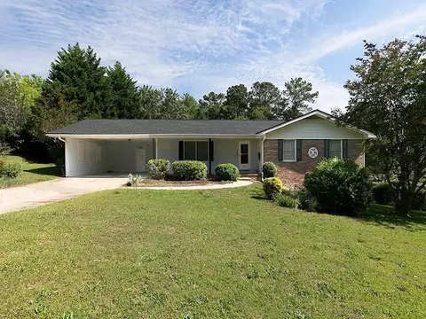 3883 N Pebble Dr, Douglasville, GA 30134
