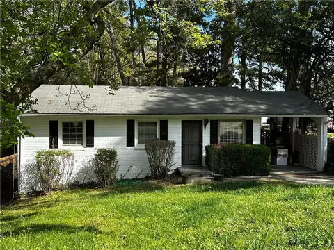 3683 Fairlane Dr NW, Atlanta, GA 30331