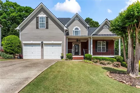 214 Woodview Ln, Woodstock, GA 30188