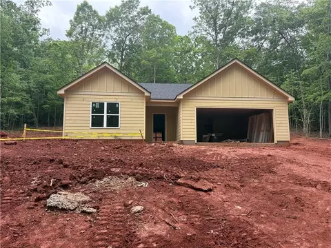 299 Shore Crest Dr, Martin, GA 30557