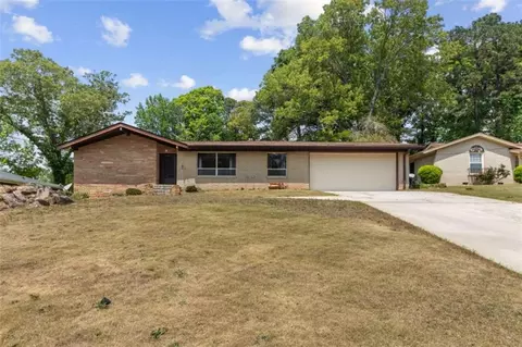 5605 Scofield Rd, College Park, GA 30349