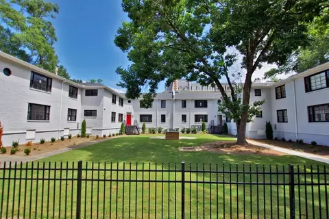 99 Peachtree Memorial Dr #C2, Atlanta, GA 30309