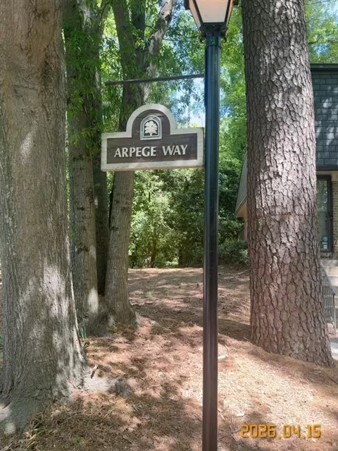 30 Arpege Way NW, Atlanta, GA 30327