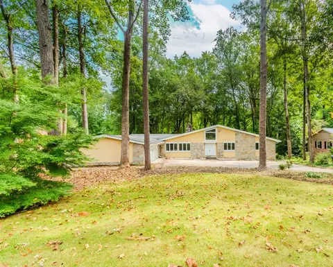 247 Old Timber Rd, Lawrenceville, GA 30046