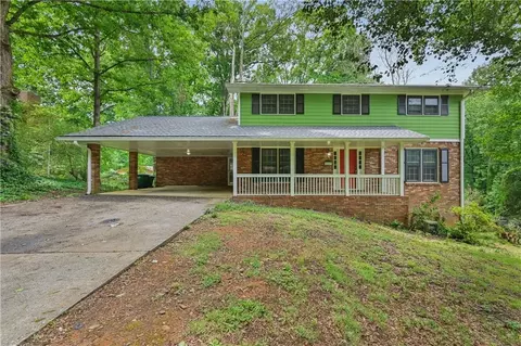 1767 Grandeus Ln, Stone Mountain, GA 30087