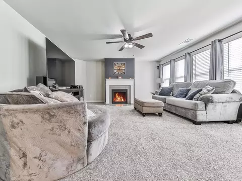 Living - 604 Little Bear Loop, Canton, GA 30114 photo 5 of 5
