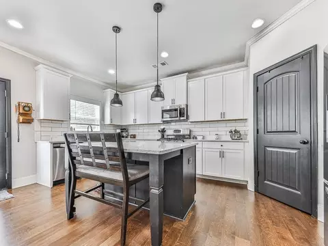 Kitchen - 604 Little Bear Loop, Canton, GA 30114 photo 3 of 5