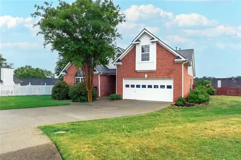 193 April Ridge Ln, Lawrenceville, GA 30045