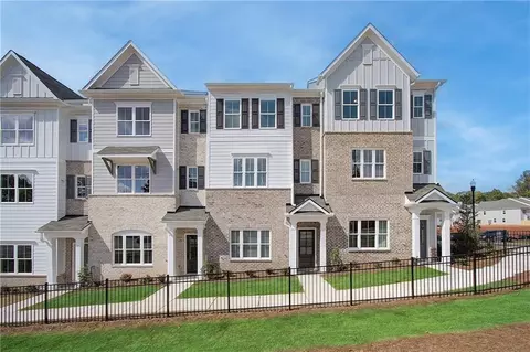 3330 Cranston Ln, Kennesaw, GA 30144