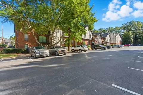 6851 Roswell Rd #J14, Sandy Springs, GA 30328
