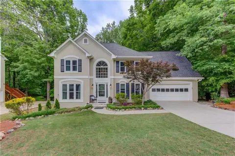 870 Connell Ln, Lawrenceville, GA 30044