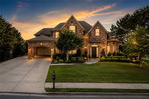 1255 Mcminn Way, Snellville, GA 30078