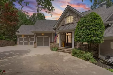 12 Somerset Ln, Cartersville, GA 30121