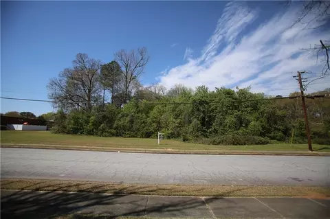 6575 River Park Dr, Riverdale, GA 30274