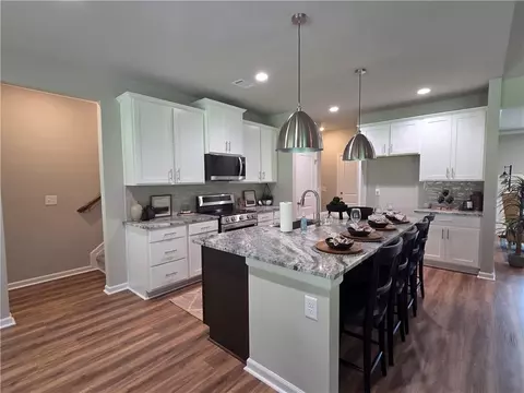 Kitchen - 330 Meadows Dr, Bethlehem, GA 30620 photo 1 of 3