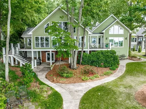 165 Lakeview Dr, Eatonton, GA 31024