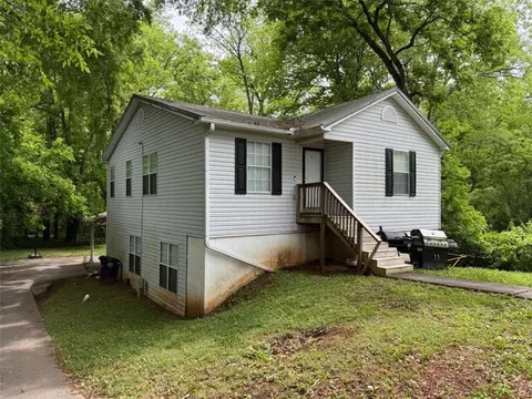 1300 Calhoun Ave, Rome, GA 30161