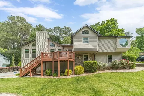 2921 Hadrian Dr SW, Snellville, GA 30078