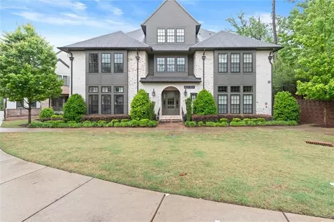 6832 Prelude Dr, Atlanta, GA 30328