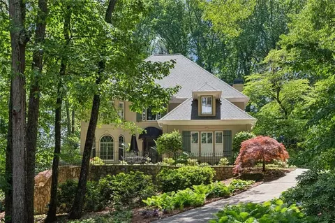 1600 Savannah Ct SE, Smyrna, GA 30080