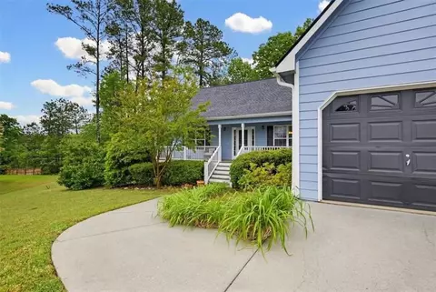 108 Misty Oak Ln, Dallas, GA 30132