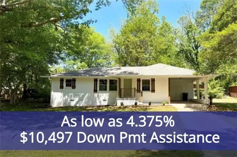 926 Green Valley Rd, Mableton, GA 30126