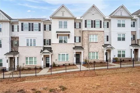 3322 Cranston Ln, Kennesaw, GA 30144