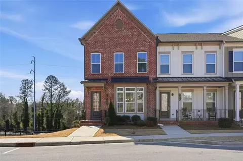 3317 Park Pointe Cir, Scottdale, GA 30079