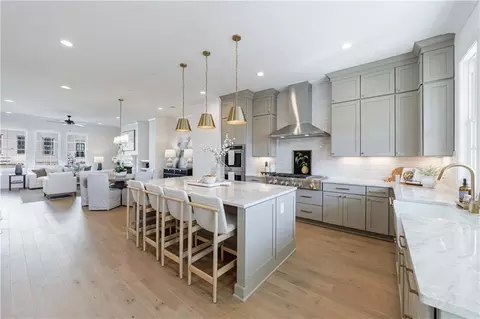 400 Mayfair Ct, Alpharetta, GA 30009