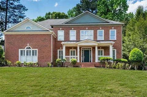 780 River Cliff Ct, Suwanee, GA 30024