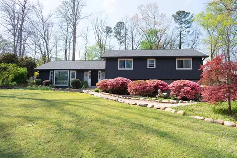 2160 Old Orchard Dr, Marietta, GA 30068