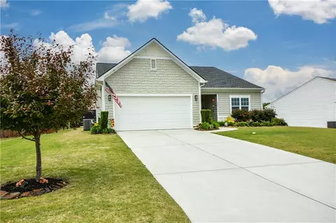 Exterior - 233 Trail Winds Dr, Bethlehem, GA 30620 photo 3 of 14