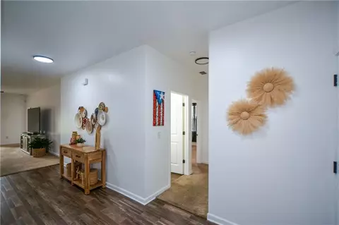 Entry Way - 233 Trail Winds Dr, Bethlehem, GA 30620 photo 3 of 6