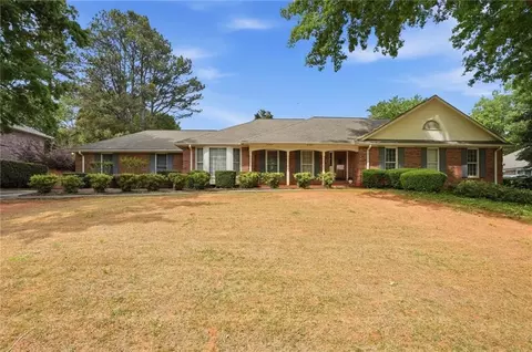175 Broadmeadow Cv, Roswell, GA 30075