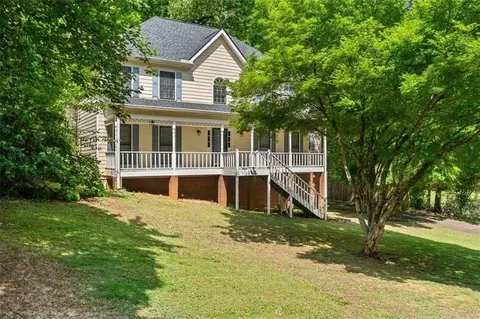 2407 Woodbridge Dr, Marietta, GA 30066