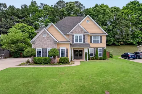 3713 Golden Ive Dr, Buford, GA 30519