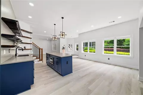 Living - 670 Greenview Ter, Milton, GA 30004 photo 6 of 7
