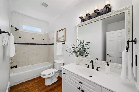 Bath - 670 Greenview Ter, Milton, GA 30004 photo 1 of 8