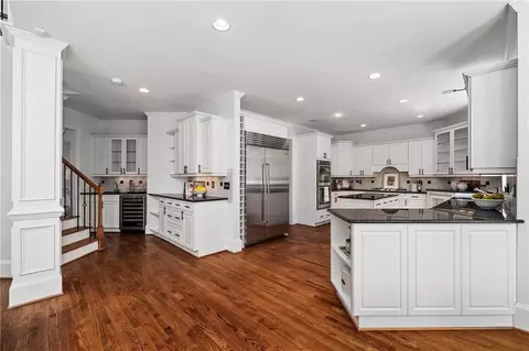 Kitchen - 670 Greenview Ter, Milton, GA 30004 photo 4 of 5