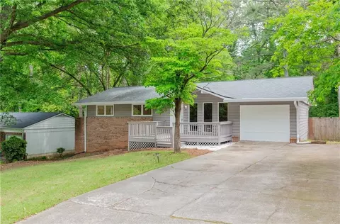 2649 Rolling View Dr SE, Smyrna, GA 30080