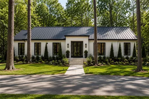 2569 Lake Capri Dr, Conyers, GA 30012